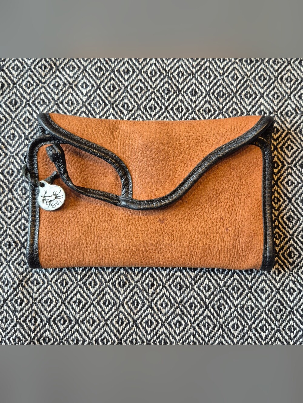Erda Vintage Leather Wallet/organizer